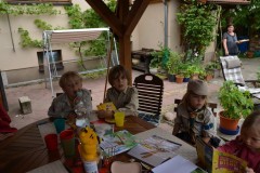 die_biber_beim_imker_2015_20210911_1403625410